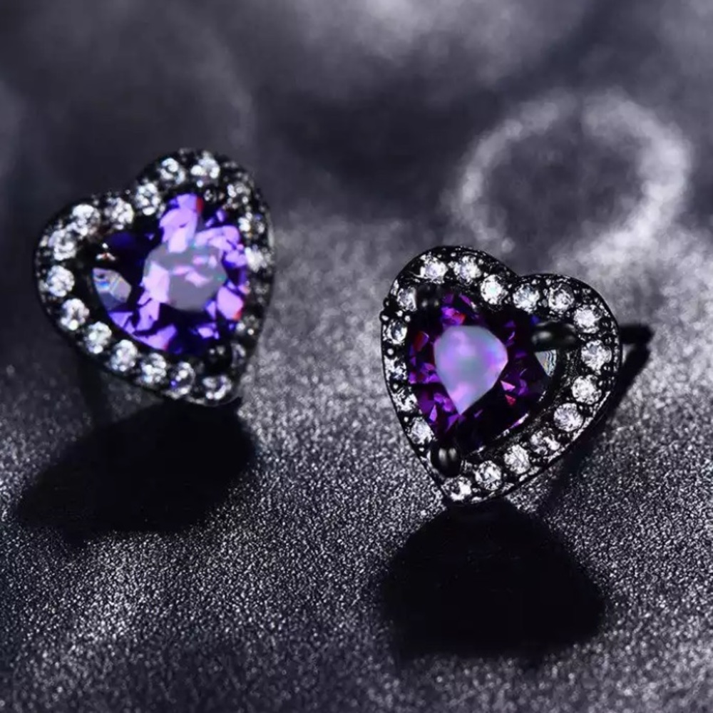 New black/purple,black/pink stud earrings - Picture 3 of 12